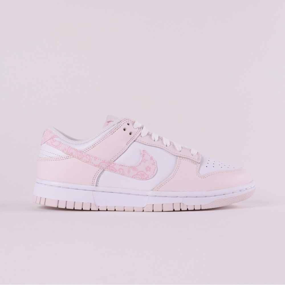 NIKE DUNK LOW PINK PAISLEY